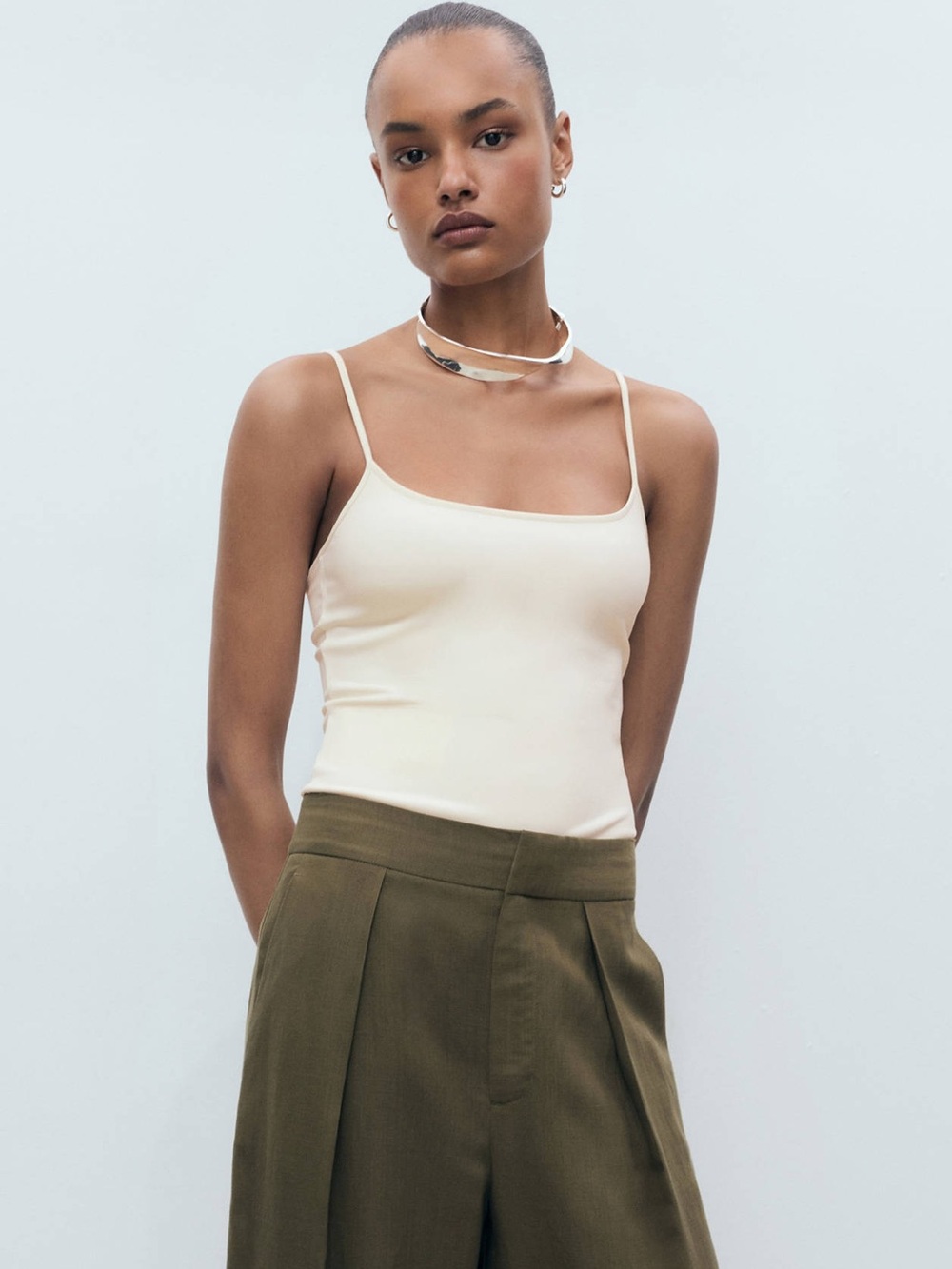 MANGO Slim Spaghetti Strap Tank Top in Cream, MNG